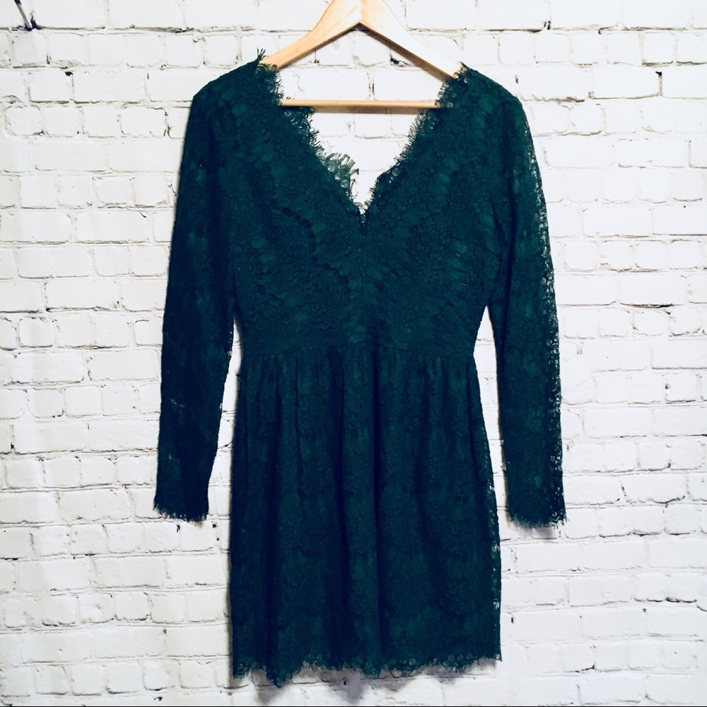 Dolce vita lace emerald dress